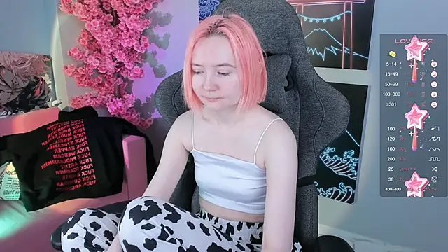 ReiYosimoto online show from 8, 10, 2025