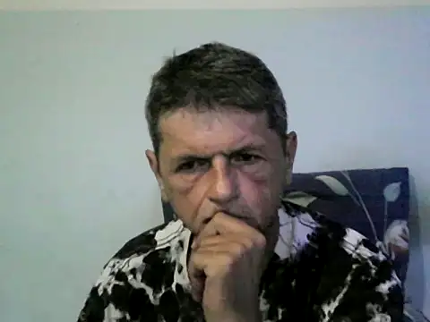 Snapshot of czarek888 chatting on 20, 6, 2026 czarek888 online show from 20, 6, 2026