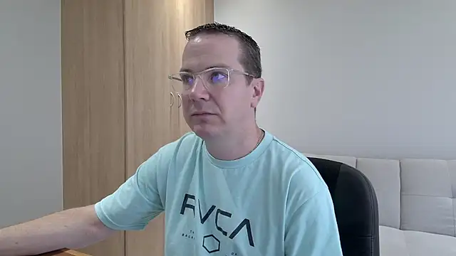 BrettJ81 online show from 9, 2, 2025