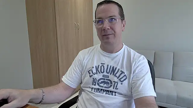 BrettJ81 online show from 15, 1, 2026