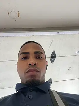 Snapshot of Diosn111 chatting on 18, 12, 2025 Diosn111 online show from 18, 12, 2025