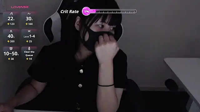 Snapshot of mimika0403 chatting on 5, 10, 2025 mimika0403 online show from 5, 10, 2025