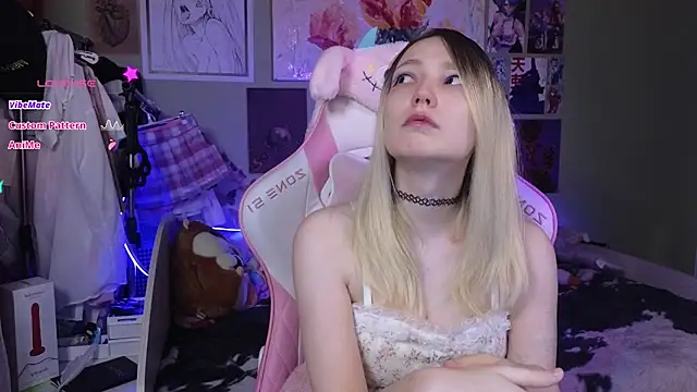 Evie Ro online show from 14, 1, 2025