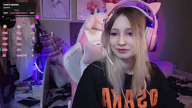 Evie Ro online show from 4, 2, 2025