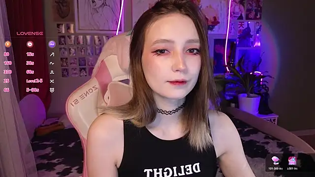 Evie Ro online show from 27, 4, 2026