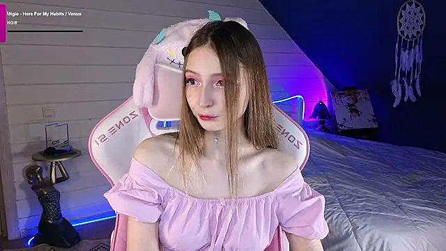 Evie Ro online show from 29, 6, 2026