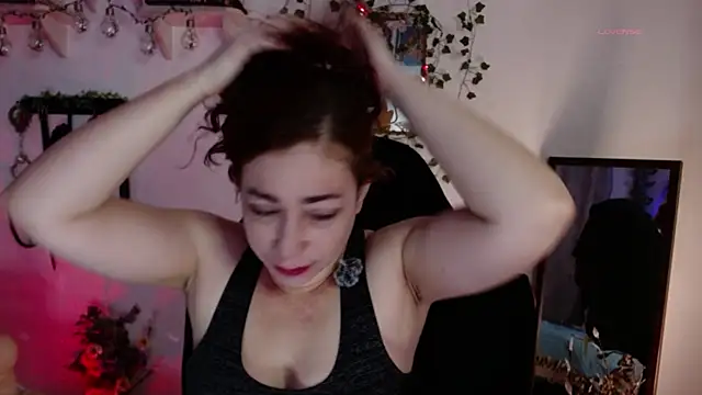 Snapshot of Eve_Blue77 chatting on 17, 5, 2026 Eve Blue77 online show from 17, 5, 2026