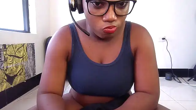 Ashaichious online show from 4, 11, 2025