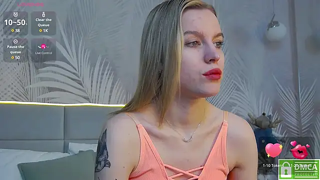 Snapshot of AmaliaBell chatting on 2, 1, 2025 AmaliaBell online show from 2, 1, 2025