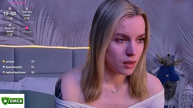 Snapshot of AmaliaBell chatting on 5, 1, 2025 AmaliaBell online show from 5, 1, 2025