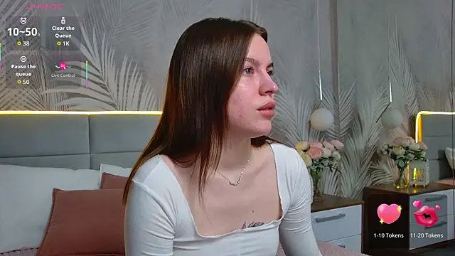 Snapshot of AmaliaBell chatting on 10, 9, 2025 AmaliaBell online show from 10, 9, 2025