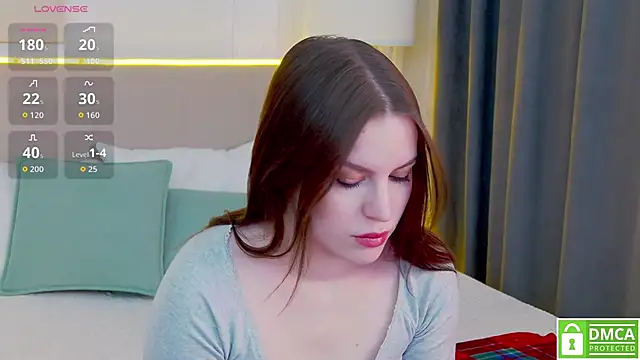 Snapshot of AmaliaBell chatting on 5, 12, 2025 AmaliaBell online show from 5, 12, 2025