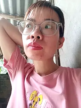   Mai-love19   online show from 18, 4, 2026