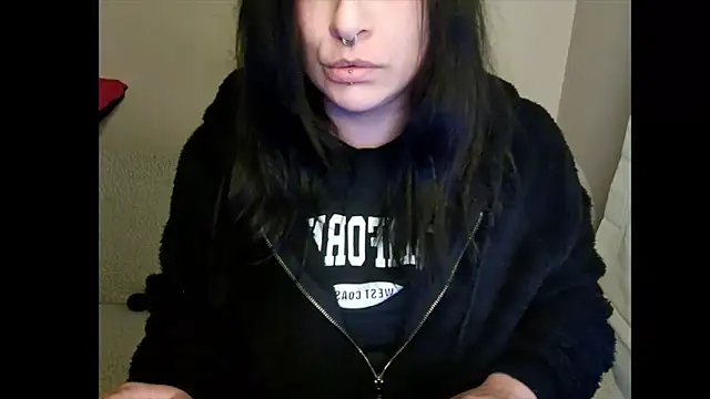 Lustylia online show from 5, 3, 2026