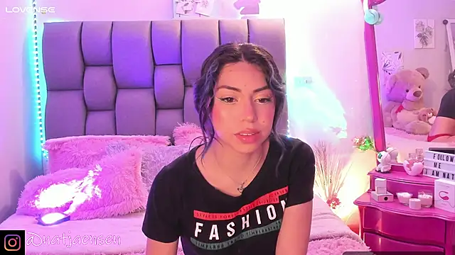 natalie jaensen online show from 9, 12, 2024