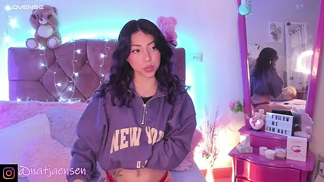 natalie jaensen online show from 12, 12, 2024