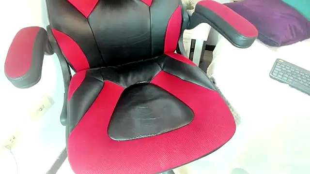 oliver price1 online show from 2, 12, 2025