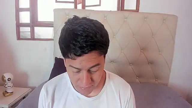 oliver price1 online show from 22, 4, 2026