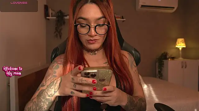 DaniDusan  online show from 1, 2, 2025