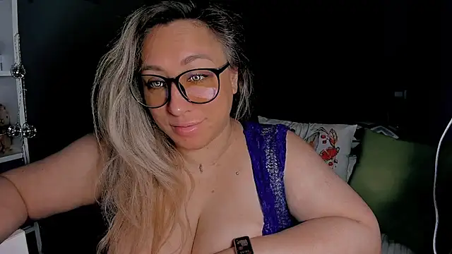 CumOnMy Tits online show from 27, 4, 2026