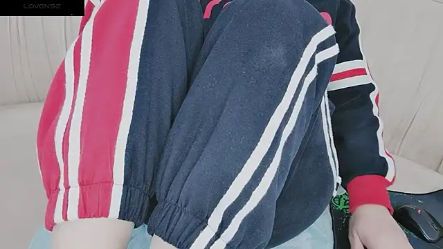 Snapshot of Sophie_Secret chatting on 24, 12, 2024 Sophie Secret online show from 24, 12, 2024