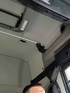 M-1985 online show from 18, 3, 2025