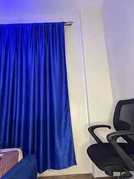 Snapshot of Bigbooob4 chatting on 13, 10, 2025 Bigbooob4 online show from 13, 10, 2025