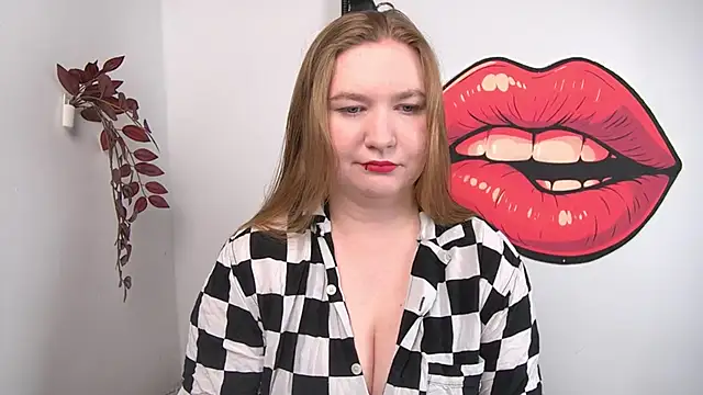 LaraDream online show from 25, 4, 2026