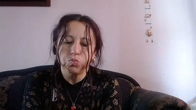 valeriapinter online show from 10, 3, 2026