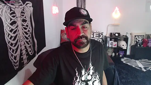 soyelcarlitos  online show from 22, 4, 2026