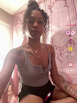 Snapshot of mismialove chatting on 1, 6, 2026 mismialove online show from 1, 6, 2026