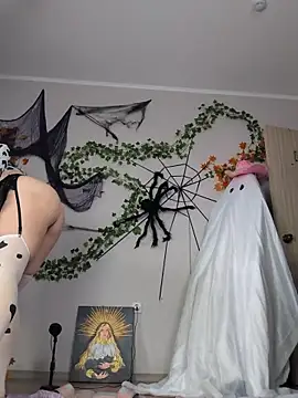 Snapshot of Silvia_Santorskii chatting on 27, 10, 2025 Silvia Santorskii online show from 27, 10, 2025