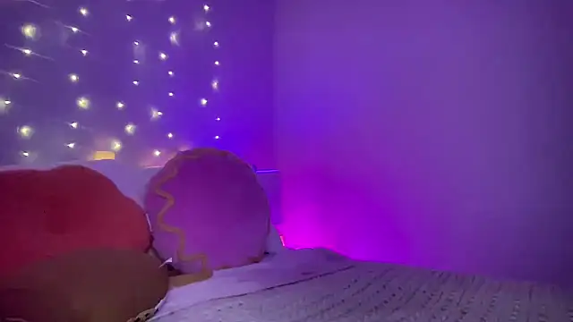 Fitnessbabe69 online show from 8, 1, 2025