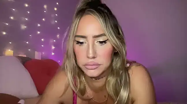 Fitnessbabe69 online show from 10, 2, 2025