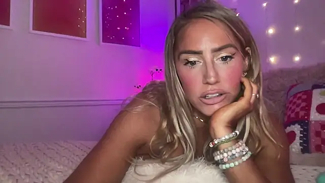 Fitnessbabe69 online show from 26, 4, 2026