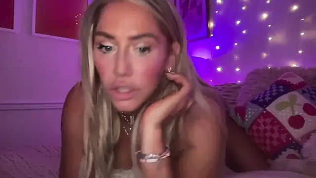 Fitnessbabe69 online show from 14, 6, 2026