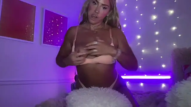 Fitnessbabe69 online show from 9, 7, 2026