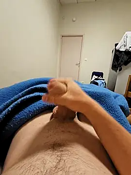 Snapshot of chococr2 chatting on 12, 10, 2025 chococr2 online show from 12, 10, 2025